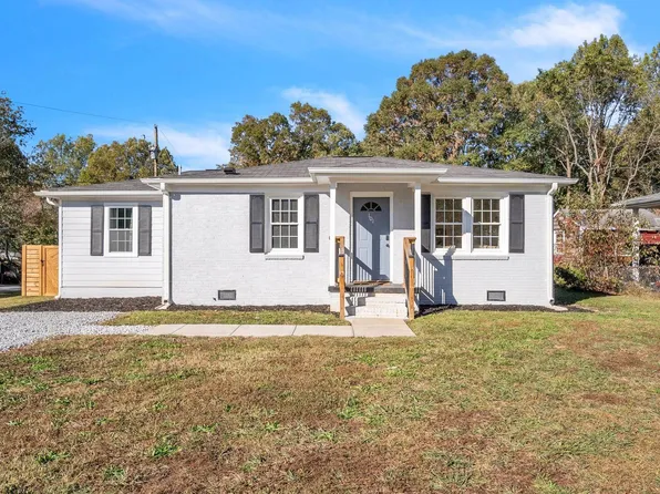 101 Bahan St, Taylors, SC 29687