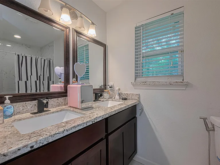 12602 Westleigh Dr — Photo 28