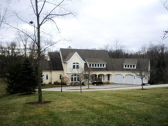 3rd image of 8691 W 88th St