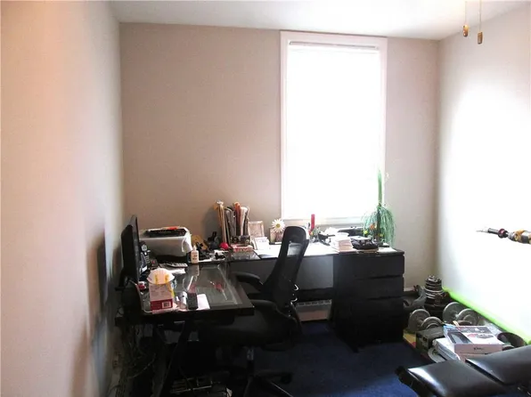 2034 Pearson Street image 17 of 23