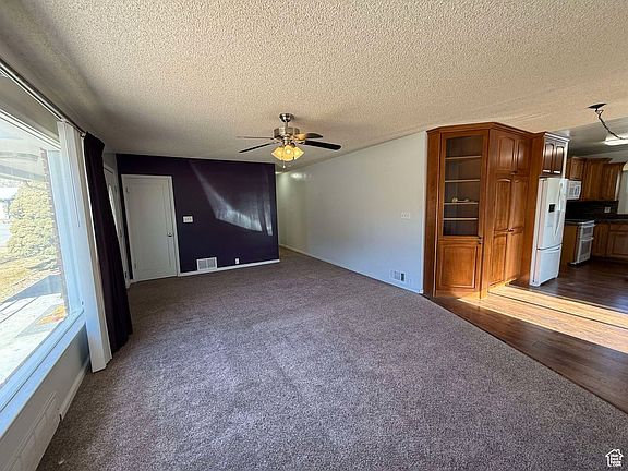 4th image of 73 Garden St