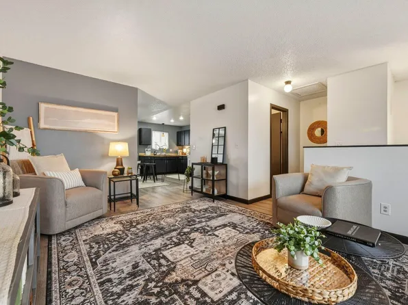 1335 Highland Ave, Sheridan, WY 82801