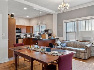 1214 W Monroe St, Springfield, IL 62704