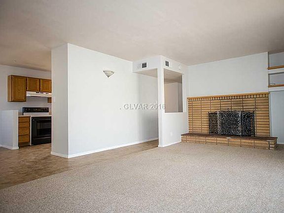 5th image of 1004 Rockaway St