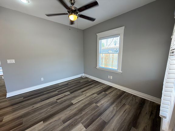 3rd image of 418 E La Veta Ave