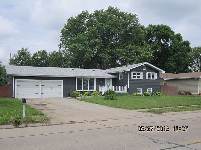 1600248