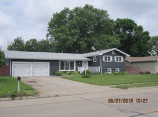 2566 18th Ave, Columbus, NE 68601