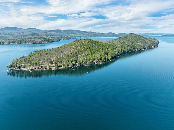 2nd image of 630 Rattlesnake Island