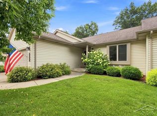 2609 Schade West Dr, Midland, MI 48640