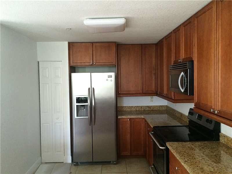 1st image of 107 Mendoza Ave APT 301