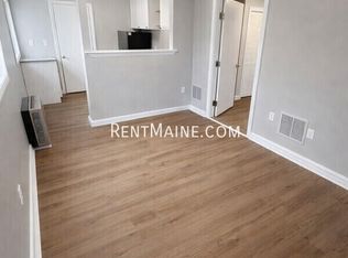 1286 Union St, Bangor, ME 04401