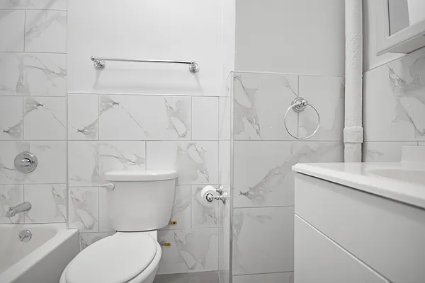 Rented by Compass | media 10