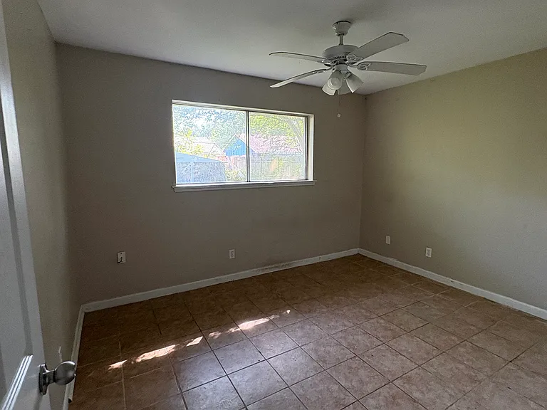4907 Redfish Reef Dr — Photo 13