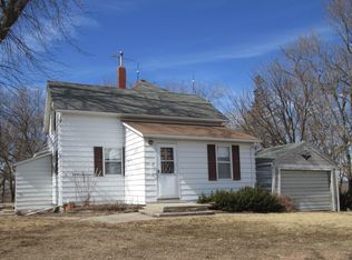 76641 420th St, Saint James, MN 56081