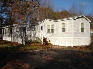 4 Hoover Cir, Loudon, NH 03307