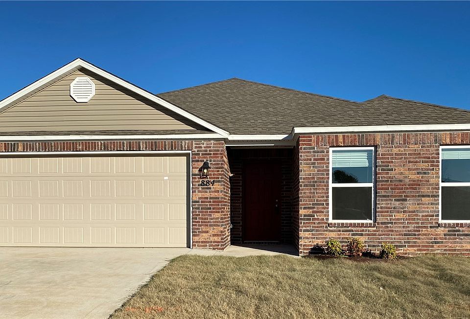 1st image of 884 S Brambling Ln