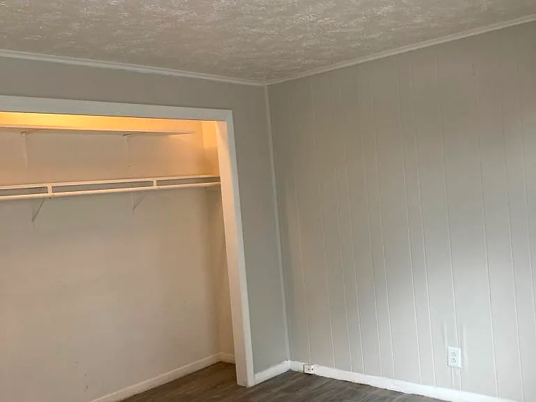506 Lakeside St #C — Photo 7