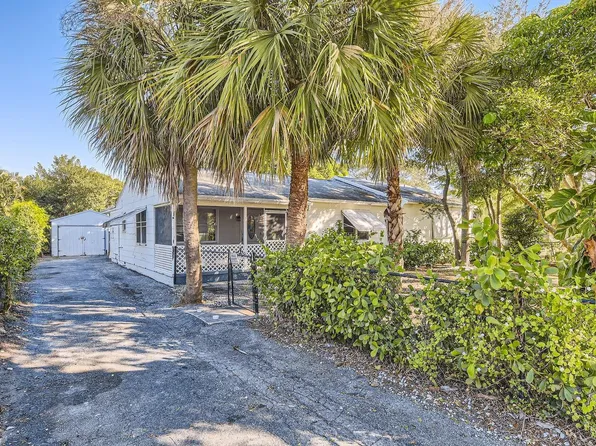 703 W Pine Street, Lantana, FL 33462