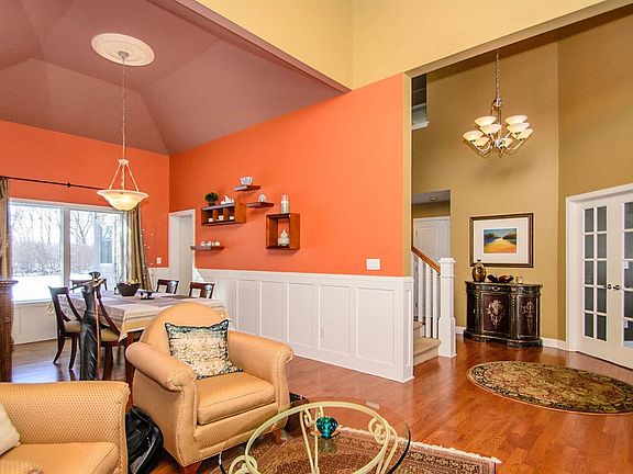 5th image of 1741 Monterey Ct