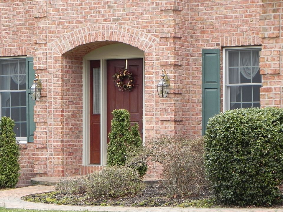 2nd image of 21 Red Maple Dr