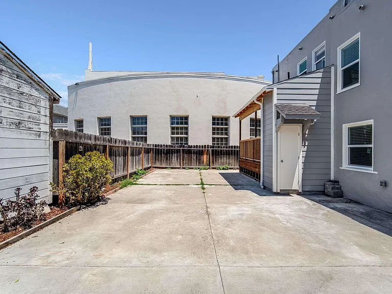 1305 Walnut St #1305 — Photo 20