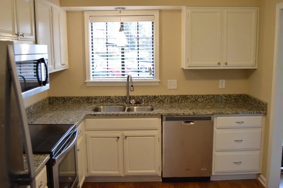 25 Druid Hill Ct photo 1