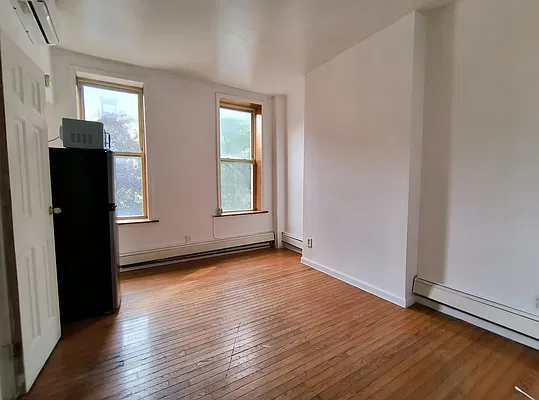 Rented by Block Real Estate Group | media 2
