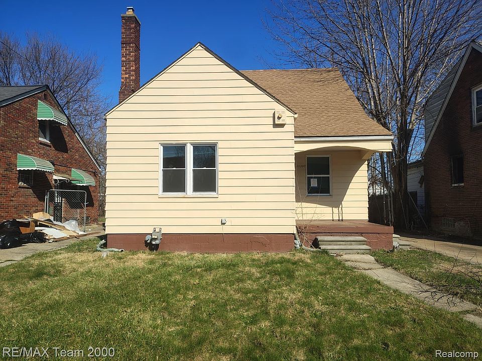1st image of 20200 Greeley St