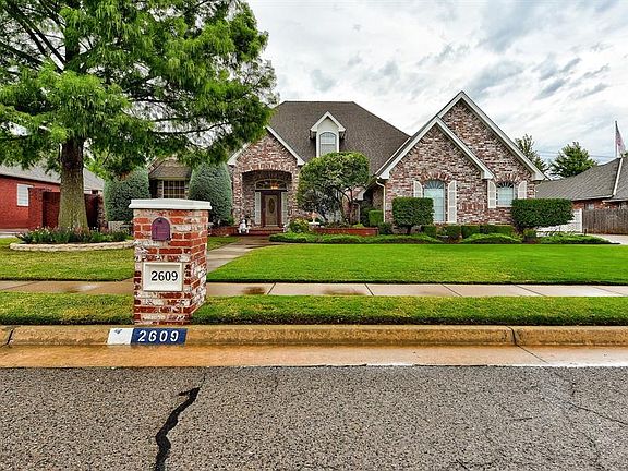 2nd image of 2609 SW 120th St