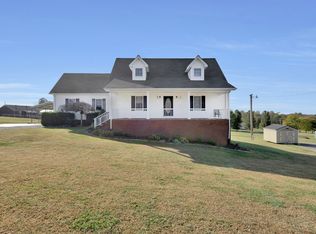 65 Ridgecrest Rd, Hartsville, TN 37074
