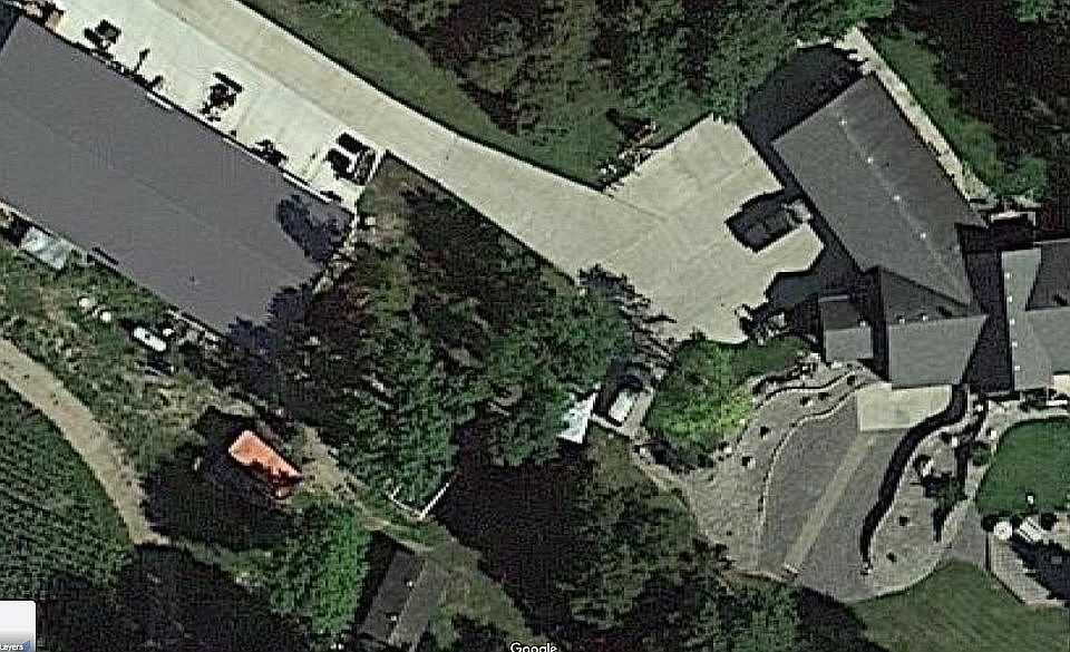 2nd image of 3862 Centennial Dr NW