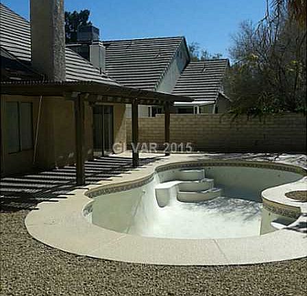3rd image of 3705 Dalecrest Dr
