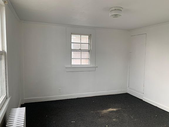 5th image of 36 West Ave #2