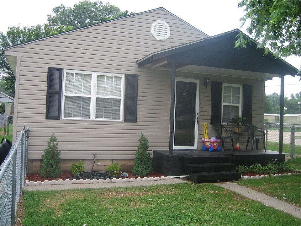 404 S. 46th West Ave.