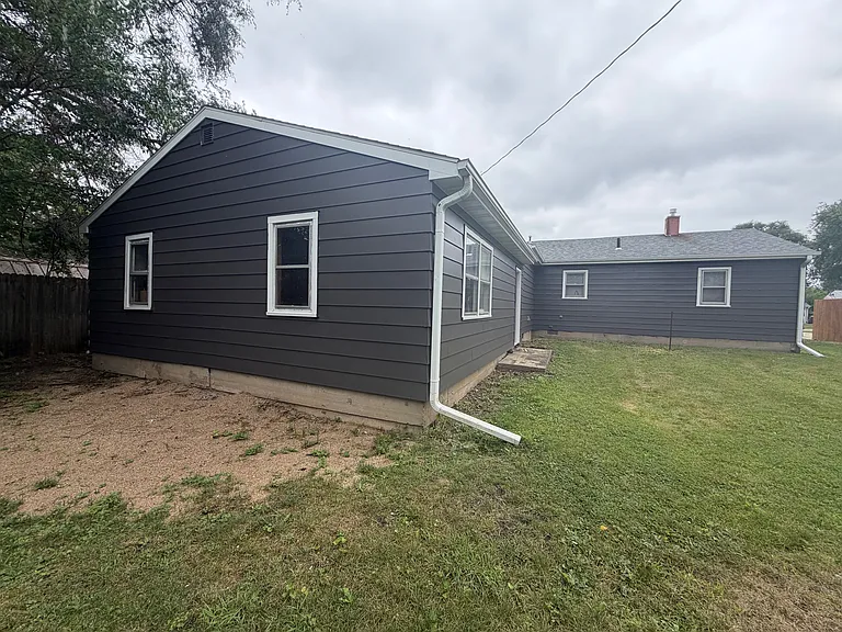 907 Merrill Ave — Photo 27