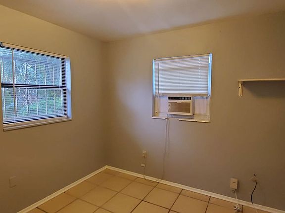 3rd image of 9815 N 10th St APT B
