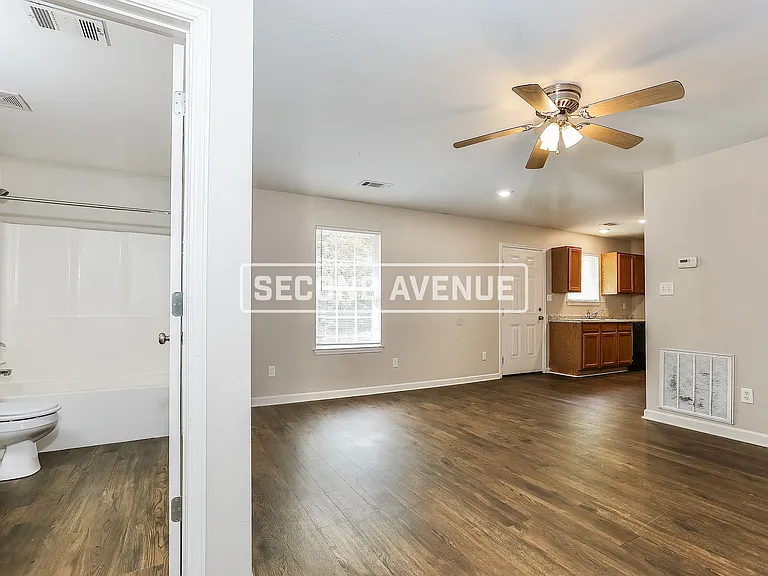1451 Pine Haskell Dr — Photo 6