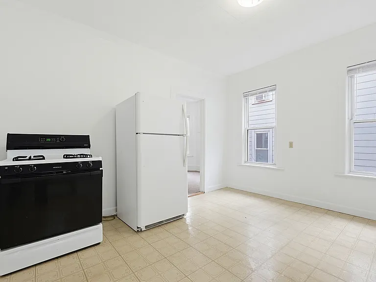 30 Stone Ave #30 — Photo 17