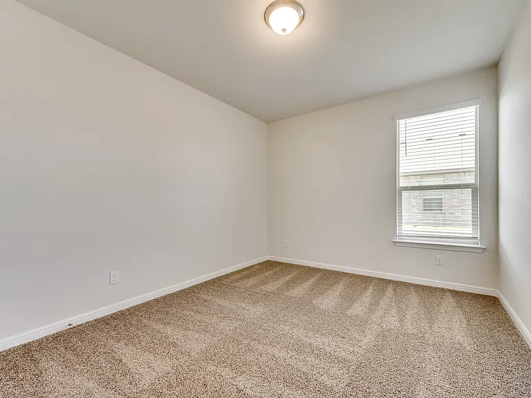 415 Helm Ln — Photo 15