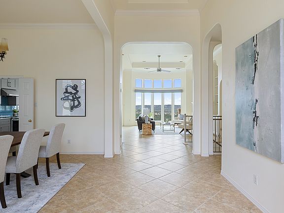 3rd image of 4517 Golf Vista Dr