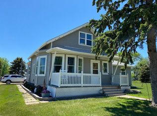203 W Main St, Badger, SD 57214