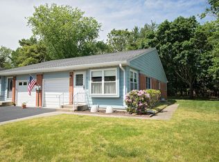 27 Homestead Dr #B, Manchester Township, NJ 08759