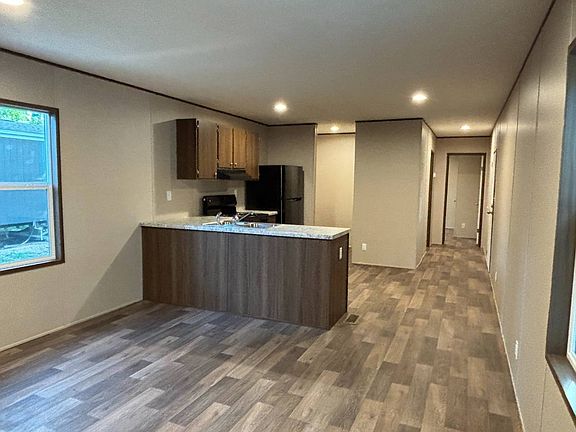 4th image of 37 Palma Cir