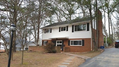 1st image of 10820 Woodland Dr