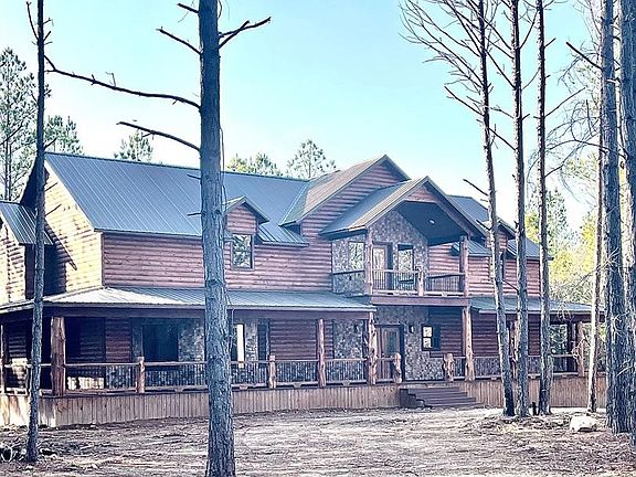 3rd image of 363 Bear Pine Trl