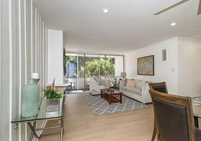 2 bed, 885 sqft, $3,400 — Photo 2