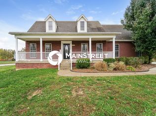 224 Tex Ave, Fairdale, KY 40118