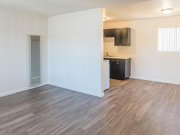 3rd image of 350 Roosevelt St APT 3