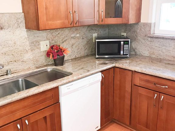 2nd image of 10590 Culbertson Dr