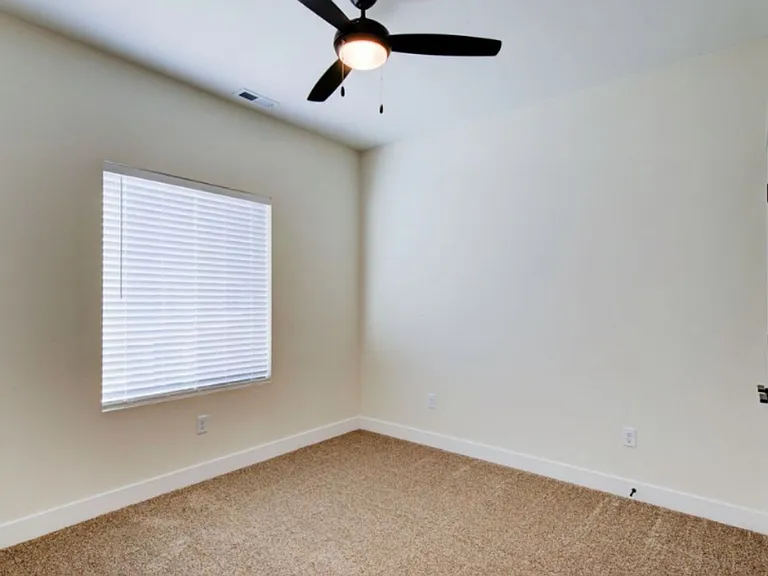 2875 Cody Dr #7 — Photo 19